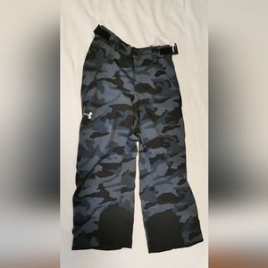 NWT Junior , S , camo under armor ski pants